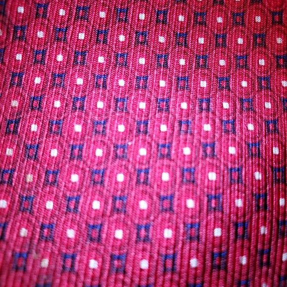 Nautica Executive Level Men's Red Pin Dot Neck Tie - Picture 6 of 6